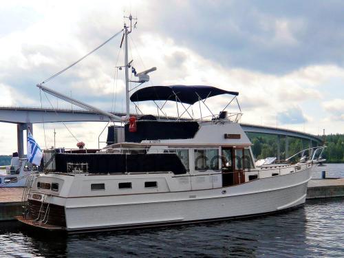 Grand Banks 42 Motor Yacht Spesifikasjoner og anmeldelser